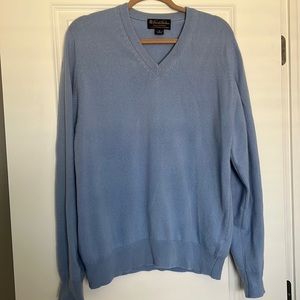 Brooks Brothers Men’s Cashmere V-Neck Sweater